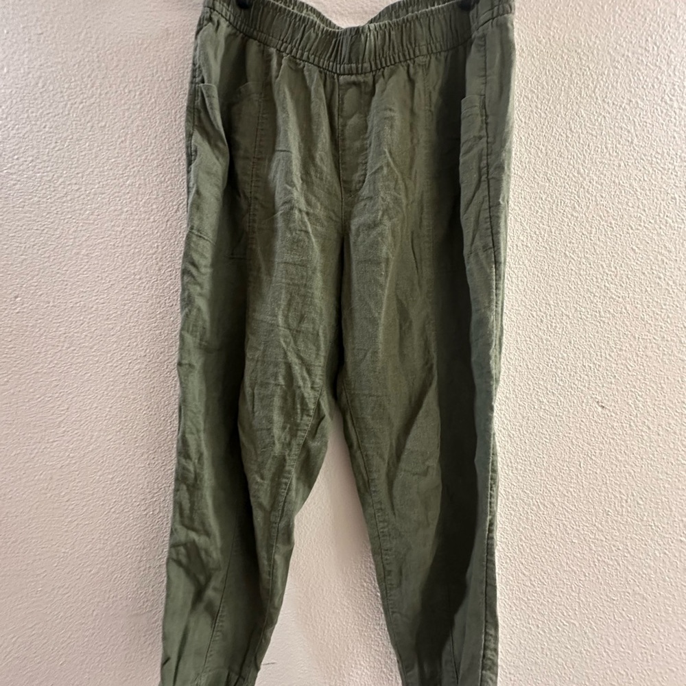 Old Navy Green Trousers Relaxed Fit